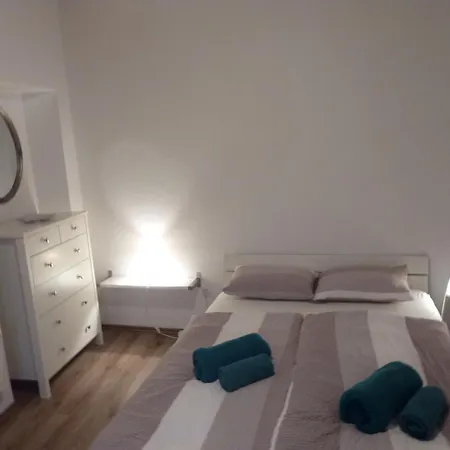 Daniela Apartment Krk Town