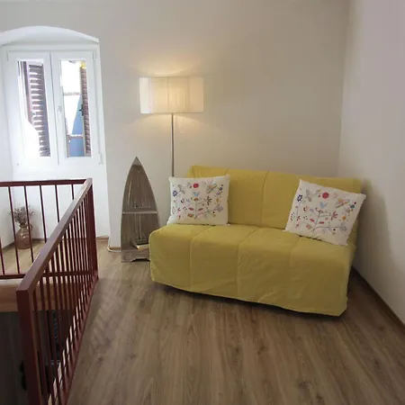 Daniela Apartment